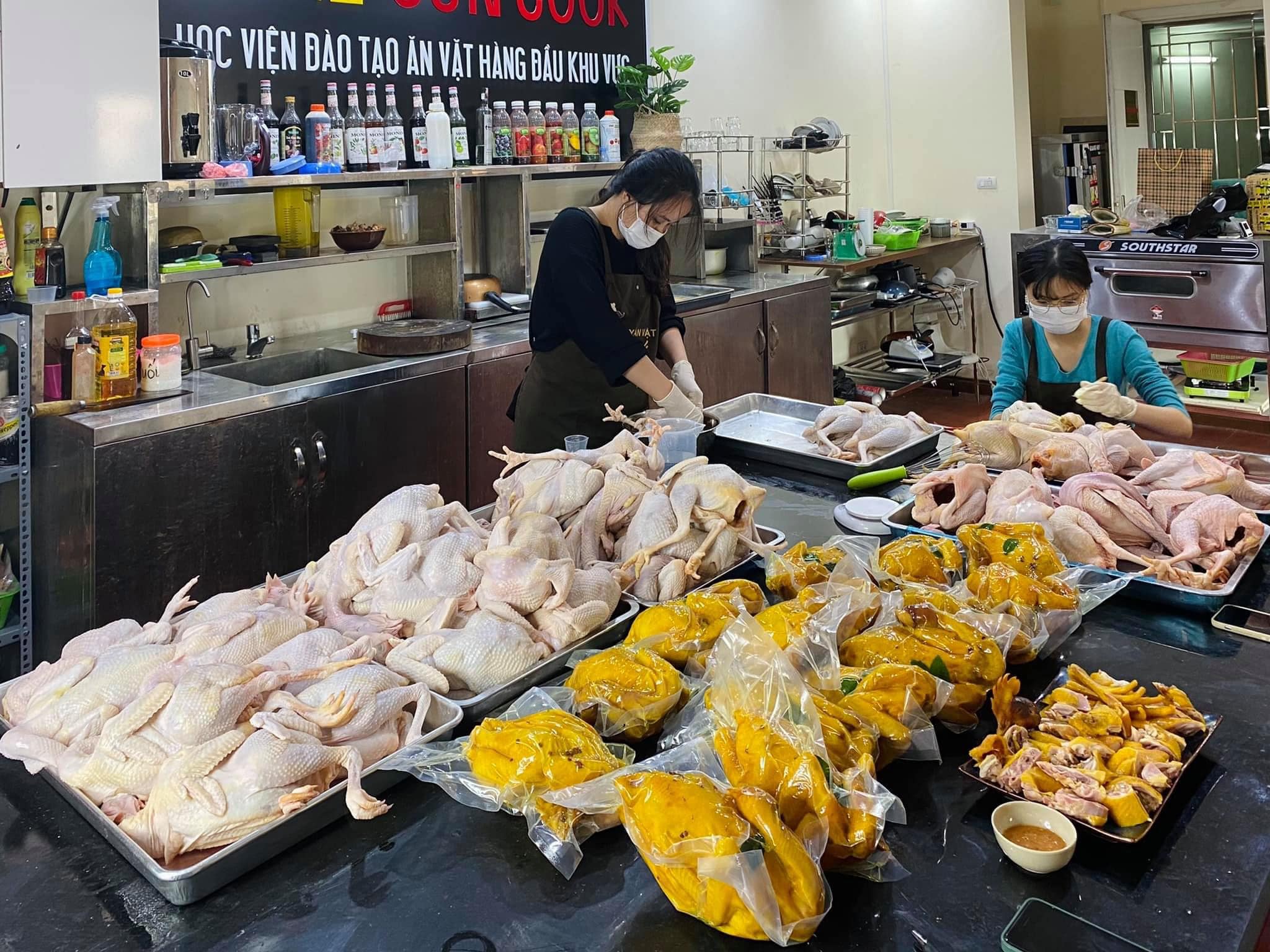 Gà ủ muối hoa tiêu giao Yên Lập