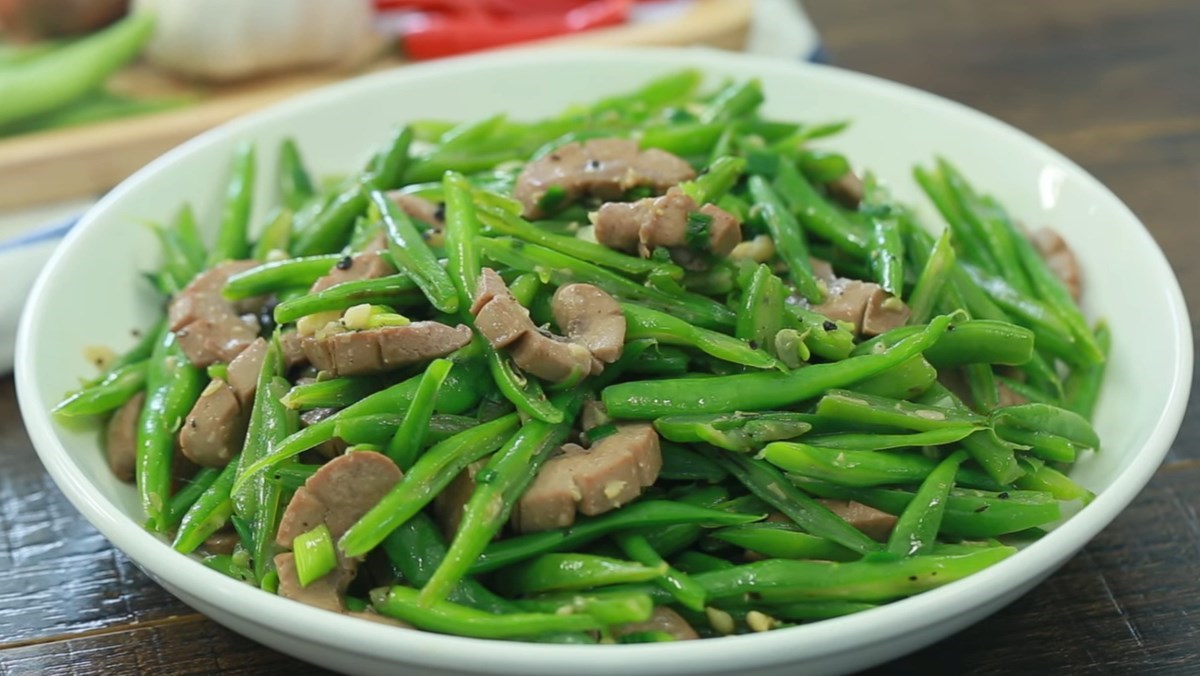 2 Cách làm cật heo xào vừa đơn giản, nhanh gọn lại hấp dẫn thơm ngon