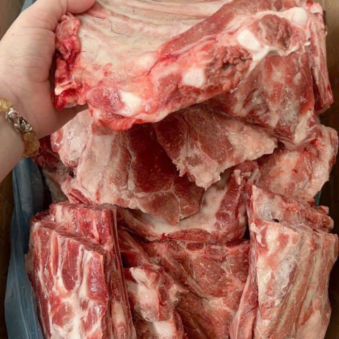 SƯỜN VAI HEO NGA
