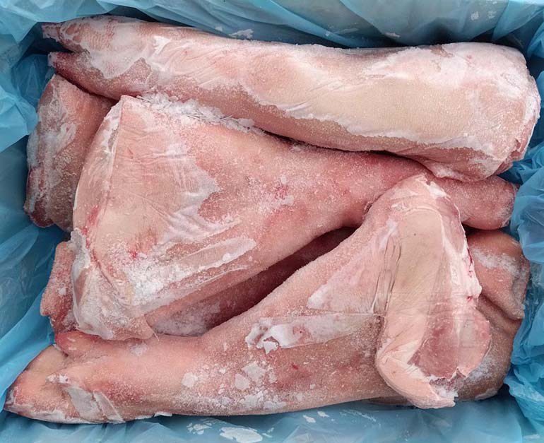 Chân heo trước nguyên cái Mir Kar đông lạnh