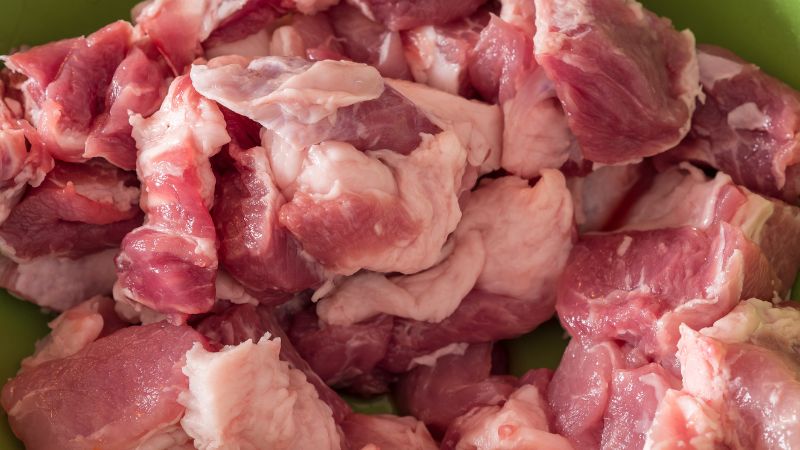 Giá thịt heo hôm nay 22/02/2024: Nạc dăm giá từ 25.000 đồng/kg