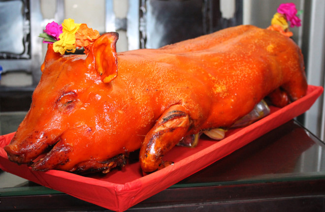 Heo Quay Ngon Top 5 TP.HCM Với Hương Vị Gia Truyền Đặc Trưng Ăn Là Ghiền