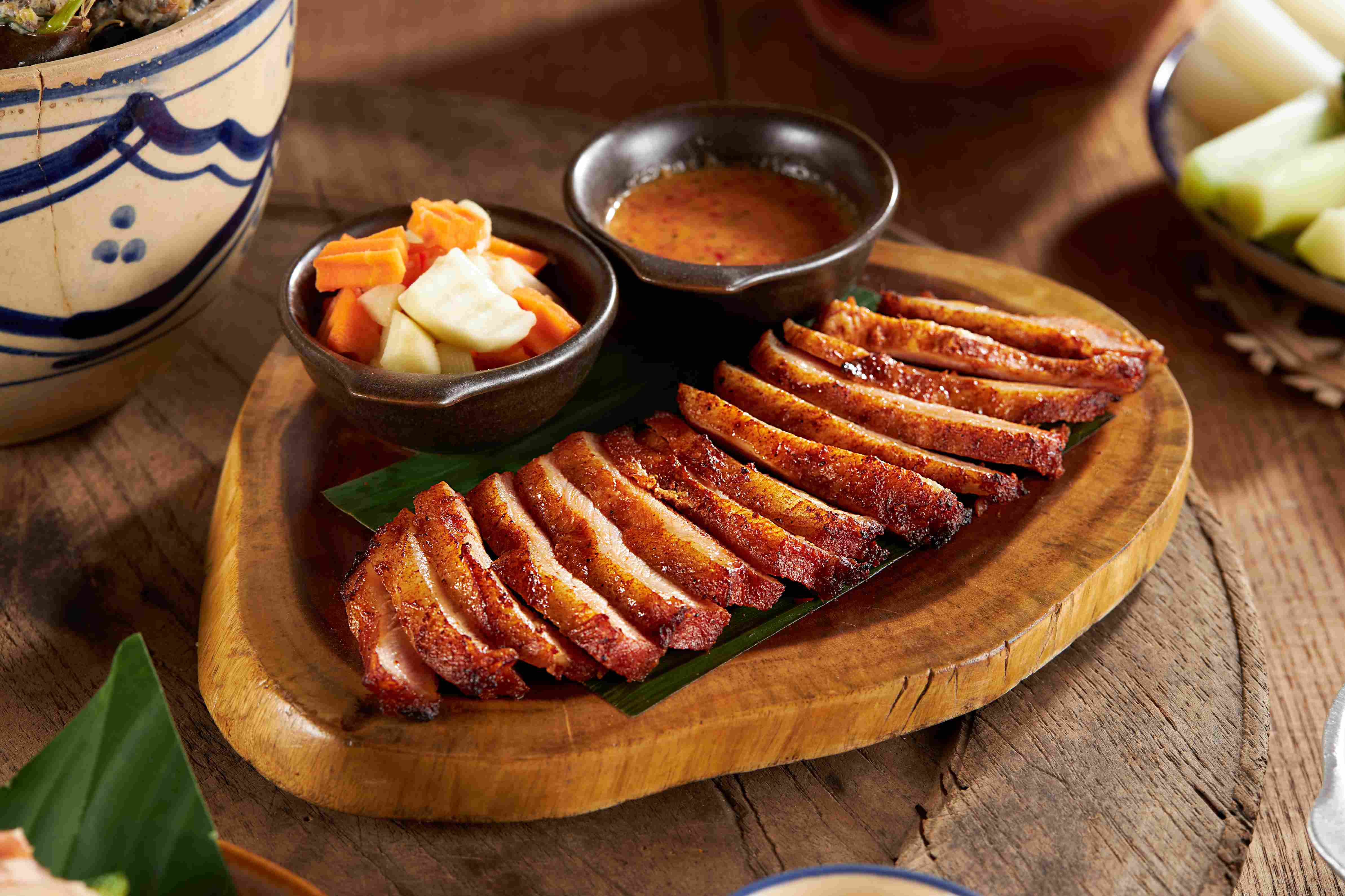 Má heo nướng ngũ vị BẾP QUÁN – Hành trình Hương vị Văn hoá