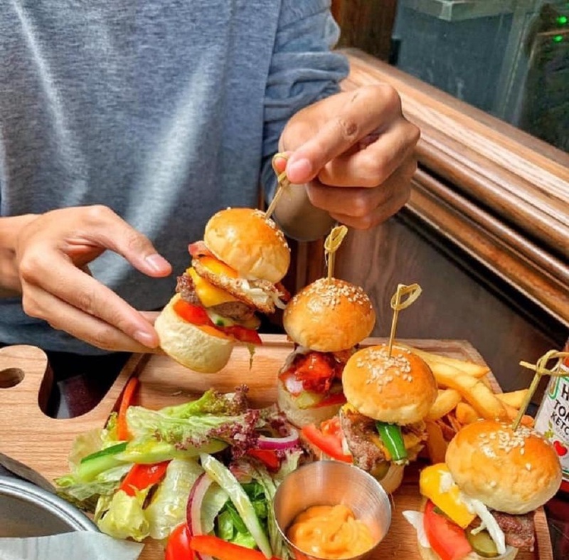 Top 20 quán hamburger Hà Nội được yêu thích nhất