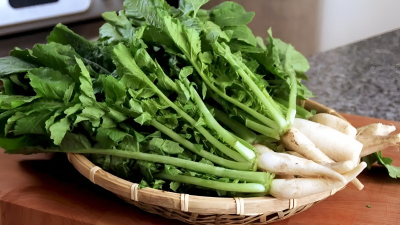 Ăn củ cải: Giữ nguyên lá Ăn củ cải: Giữ nguyên lá